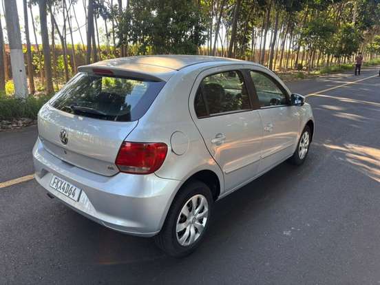 VOLKSWAGEN-GOL-2013