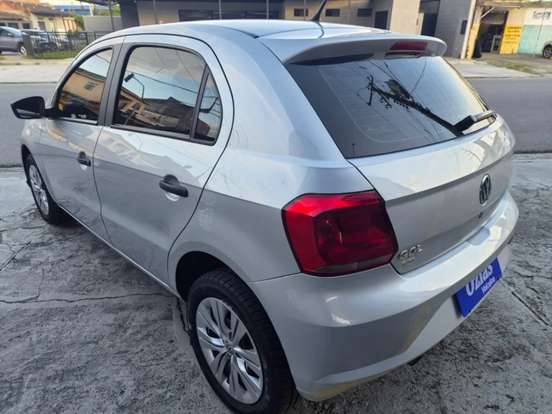 VOLKSWAGEN-GOL-2020