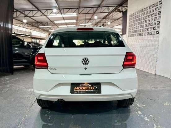 VOLKSWAGEN-GOL-2021