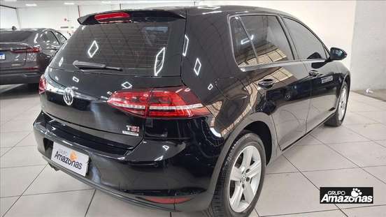 VOLKSWAGEN-GOLF-2015
