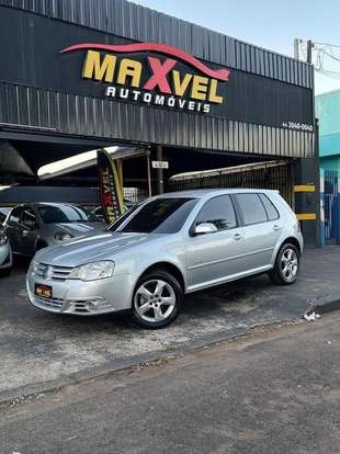 VOLKSWAGEN-GOLF-2008