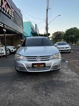 VOLKSWAGEN-GOLF-2008