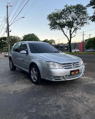 VOLKSWAGEN-GOLF-2008