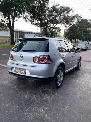 VOLKSWAGEN-GOLF-2008