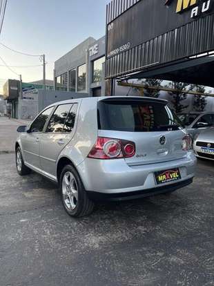 VOLKSWAGEN-GOLF-2008