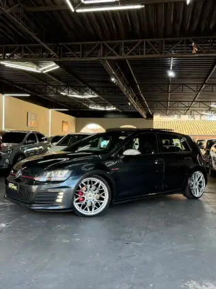 VOLKSWAGEN GOLF 2.0 TSI GTI 16V TURBO GASOLINA 4P AUTOMÁTICO
