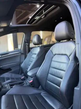VOLKSWAGEN-GOLF-2013