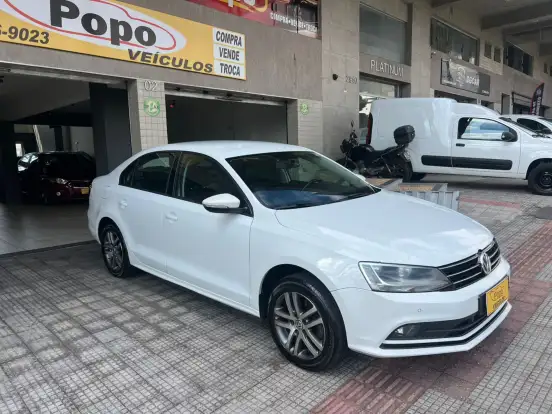 VOLKSWAGEN-JETTA-1.4 16V TSI COMFORTLINE GASOLINA 4P TIPTRONIC VOLKSWAGEN-JETTA-2016