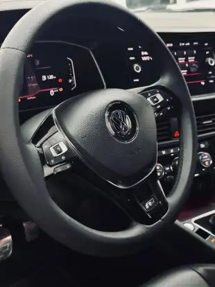 VOLKSWAGEN-JETTA-1.4 250 TSI TOTAL FLEX R-LINE TIPTRONIC VOLKSWAGEN-JETTA-2019