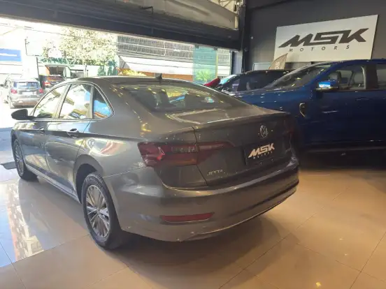 VOLKSWAGEN-JETTA-1.4 250 TSI TOTAL FLEX TIPTRONIC VOLKSWAGEN-JETTA-2018