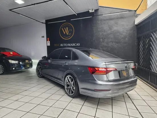 VOLKSWAGEN-JETTA-2018