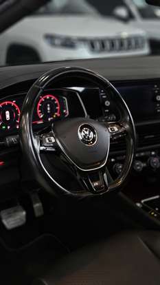 VOLKSWAGEN-JETTA-2018