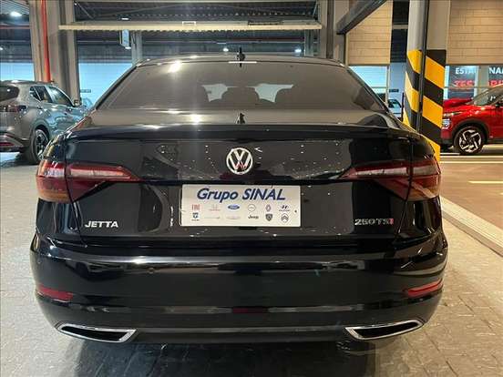 VOLKSWAGEN-JETTA-1.4 250 TSI TOTAL FLEX R-LINE TIPTRONIC VOLKSWAGEN-JETTA-2018