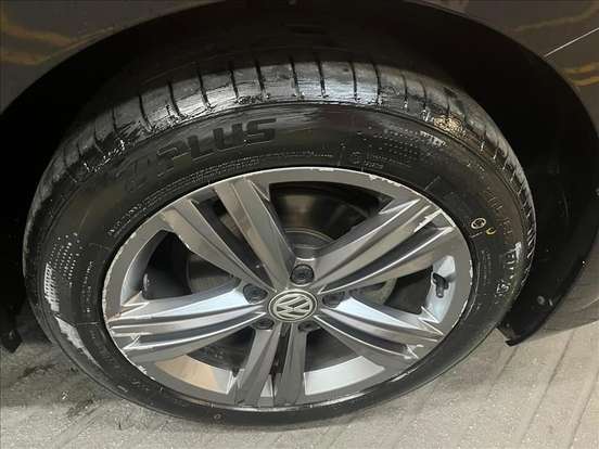 VOLKSWAGEN-JETTA-1.4 250 TSI TOTAL FLEX R-LINE TIPTRONIC VOLKSWAGEN-JETTA-2018