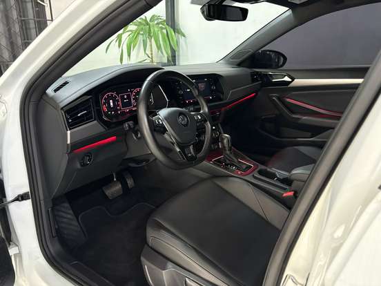 VOLKSWAGEN-JETTA-1.4 250 TSI TOTAL FLEX R-LINE TIPTRONIC VOLKSWAGEN-JETTA-2019