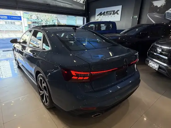 VOLKSWAGEN-JETTA-2025