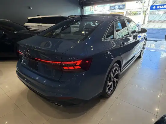 VOLKSWAGEN-JETTA-2025