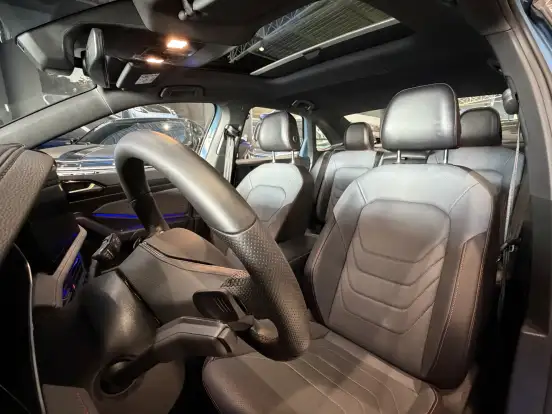 VOLKSWAGEN-JETTA-2025