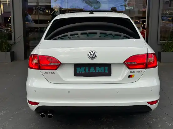 VOLKSWAGEN-JETTA-2014