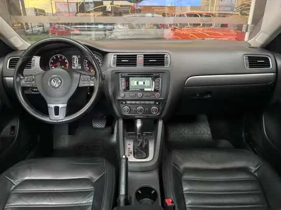 VOLKSWAGEN-JETTA-2.0 TSI HIGHLINE 211CV GASOLINA 4P TIPTRONIC VOLKSWAGEN-JETTA-2014