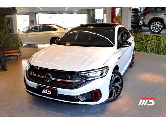 VOLKSWAGEN-JETTA-2023