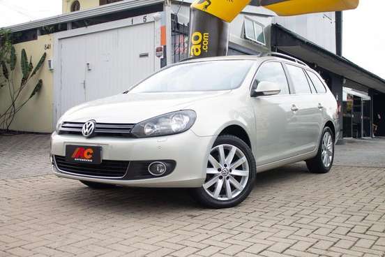 VOLKSWAGEN-JETTA-2011