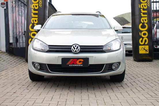 VOLKSWAGEN-JETTA-2011