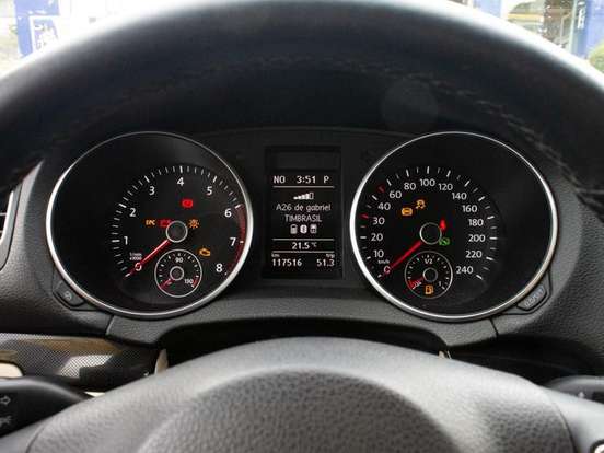 VOLKSWAGEN-JETTA-2.0 COMFORTLINE FLEX 4P MANUAL VOLKSWAGEN-JETTA-2011
