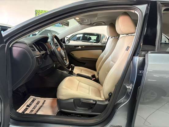 VOLKSWAGEN-JETTA-2.0 COMFORTLINE FLEX 4P TIPTRONIC VOLKSWAGEN-JETTA-2015