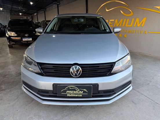 VOLKSWAGEN-JETTA-2015