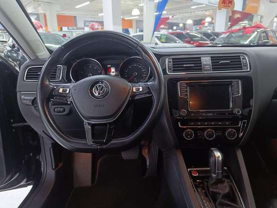 VOLKSWAGEN-JETTA-2.0 TSI HIGHLINE 211CV GASOLINA 4P TIPTRONIC VOLKSWAGEN-JETTA-2016