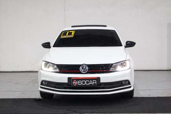 VOLKSWAGEN-JETTA-2017