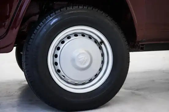 VOLKSWAGEN-KOMBI-1993