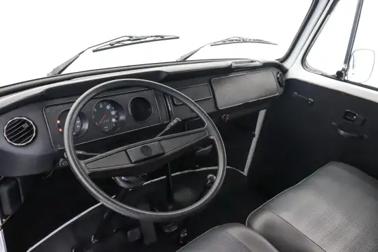 VOLKSWAGEN-KOMBI-1.6 STD 8V GASOLINA 3P MANUAL VOLKSWAGEN-KOMBI-1993