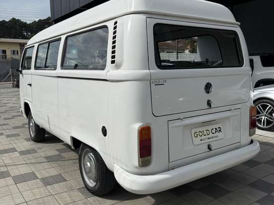 VOLKSWAGEN-KOMBI-1.4 MI STD 8V FLEX 4P MANUAL VOLKSWAGEN-KOMBI-2006