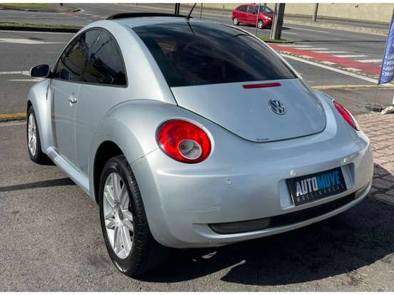 VOLKSWAGEN-NEW BEETLE-2.0 MI 8V GASOLINA 2P AUTOMÁTICO VOLKSWAGEN-NEW BEETLE-2007