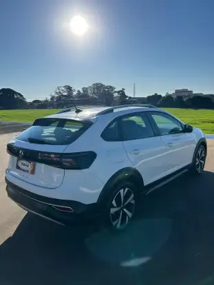 VOLKSWAGEN-NIVUS-1.0 200 TSI TOTAL FLEX HIGHLINE AUTOMÁTICO VOLKSWAGEN-NIVUS-2023
