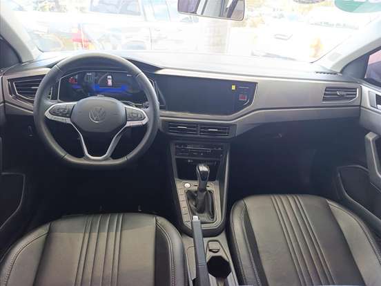 VOLKSWAGEN-NIVUS-1.0 200 TSI TOTAL FLEX COMFORTLINE AUTOMÁTICO VOLKSWAGEN-NIVUS-2025