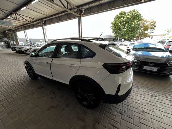 VOLKSWAGEN-NIVUS-1.0 200 TSI TOTAL FLEX COMFORTLINE AUTOMÁTICO VOLKSWAGEN-NIVUS-2025