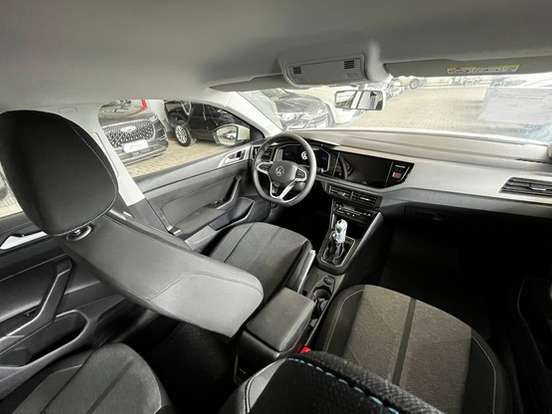 VOLKSWAGEN-NIVUS-1.0 200 TSI TOTAL FLEX COMFORTLINE AUTOMÁTICO VOLKSWAGEN-NIVUS-2025