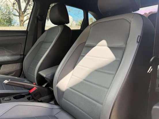 VOLKSWAGEN-NIVUS-1.0 200 TSI TOTAL FLEX HIGHLINE AUTOMÁTICO VOLKSWAGEN-NIVUS-2023