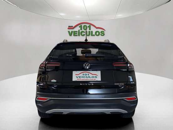 VOLKSWAGEN-NIVUS-1.0 200 TSI TOTAL FLEX HIGHLINE AUTOMÁTICO VOLKSWAGEN-NIVUS-2023