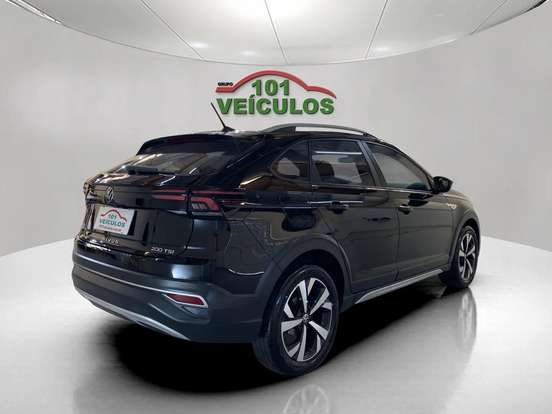 VOLKSWAGEN-NIVUS-1.0 200 TSI TOTAL FLEX HIGHLINE AUTOMÁTICO VOLKSWAGEN-NIVUS-2023