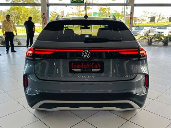 VOLKSWAGEN-NIVUS-1.0 200 TSI TOTAL FLEX HIGHLINE AUTOMÁTICO VOLKSWAGEN-NIVUS-2026