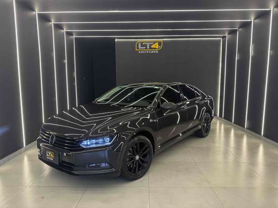VOLKSWAGEN-PASSAT-2017