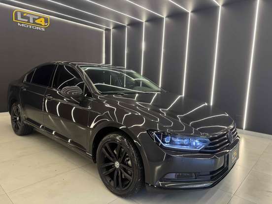 VOLKSWAGEN-PASSAT-2.0 16V TSI BLUEMOTION GASOLINA HIGHLINE 4P DSG VOLKSWAGEN-PASSAT-2017