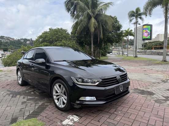 VOLKSWAGEN-PASSAT-2017