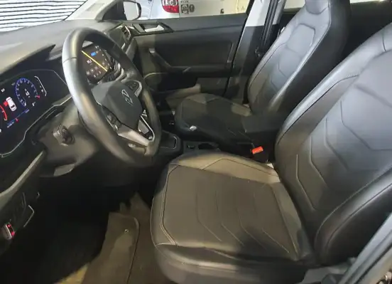 VOLKSWAGEN-POLO-2024