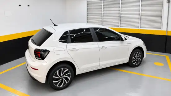VOLKSWAGEN-POLO-2024