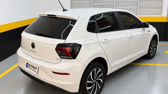 VOLKSWAGEN-POLO-2024